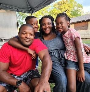 Meet your Posher, Gregory